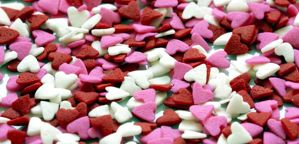 Ready to Mingle: A Guide For Singles on Valentine’s Day