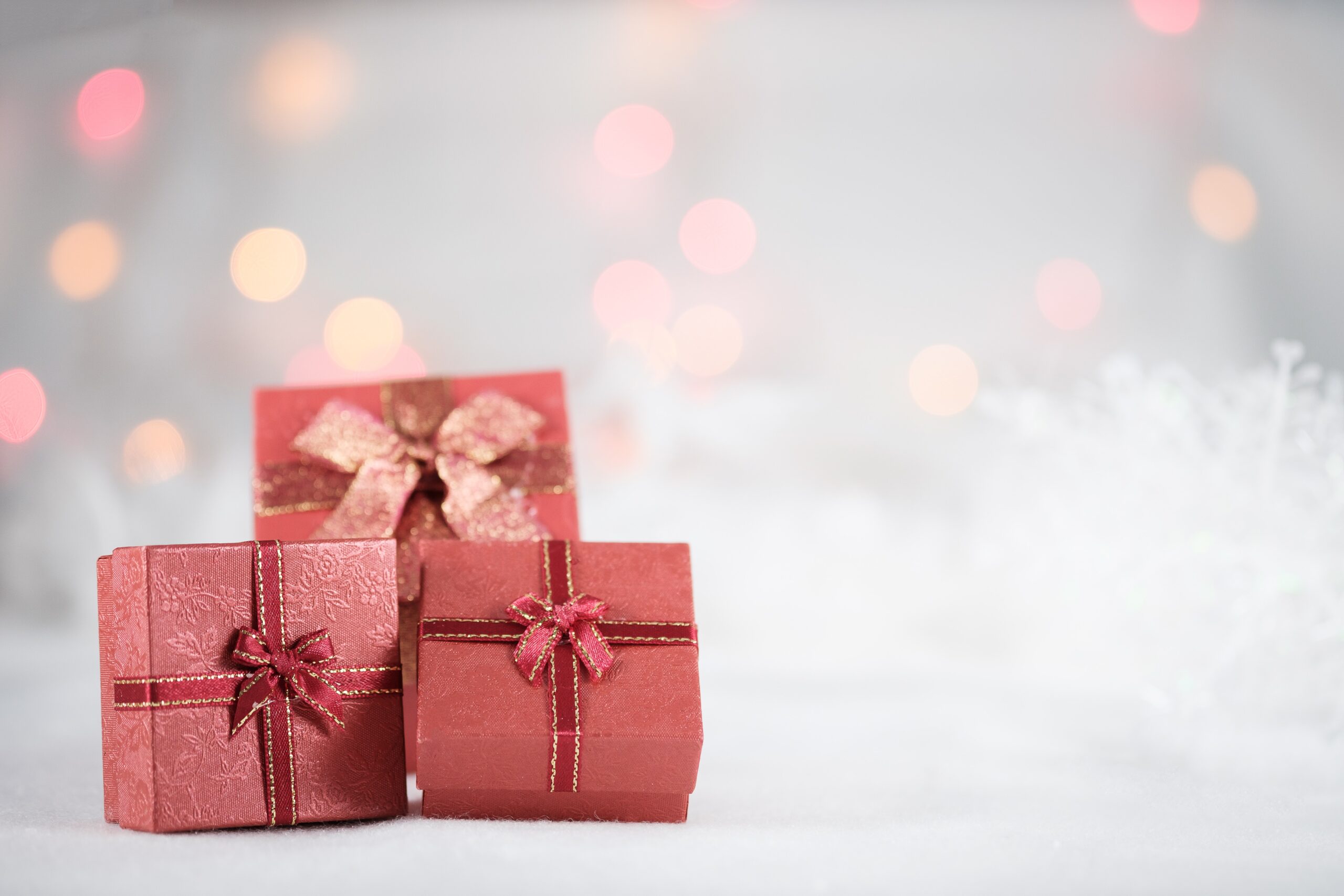 5 Christmas Gifts for College Students