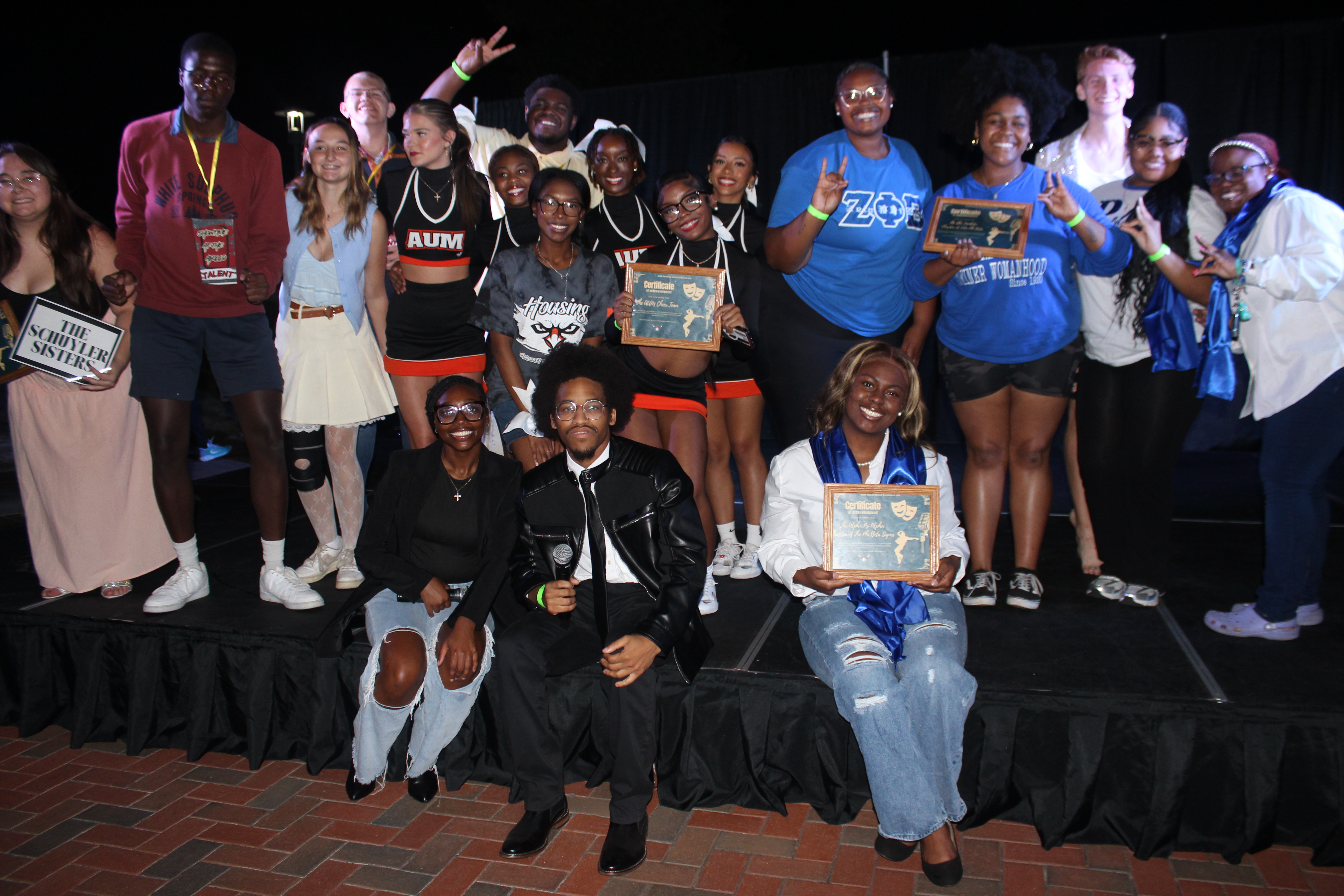 Singing, dancing and theatrics: Showtime at the Apollo photo gallery