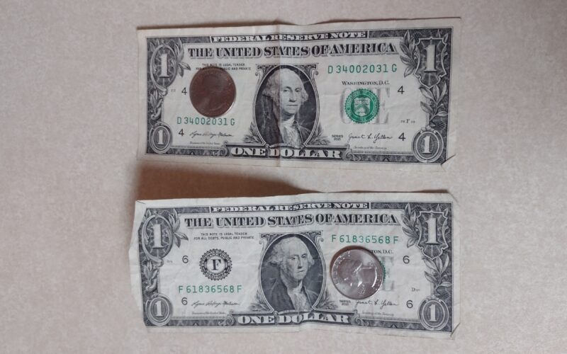 Opinion: Let me pay in cash