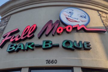 Review: Full Moon BBQ is as good as it gets