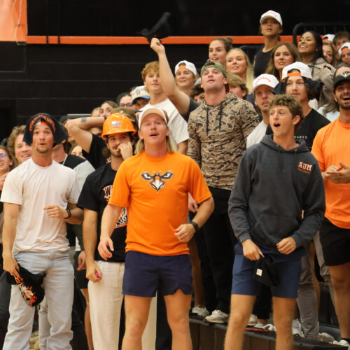 Hoops Madness kicks off AUM’s basketball season with some energy